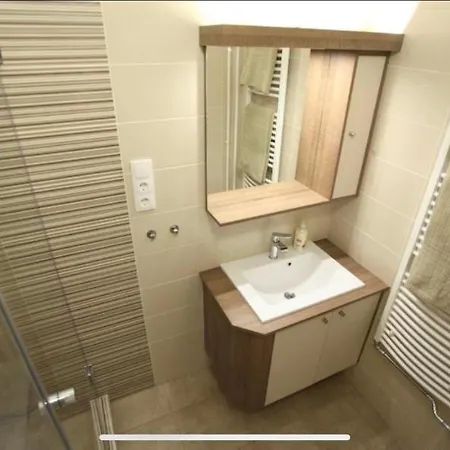 B39 Benczur Будапешт