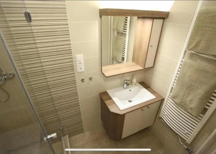 B39 Benczur Budapest